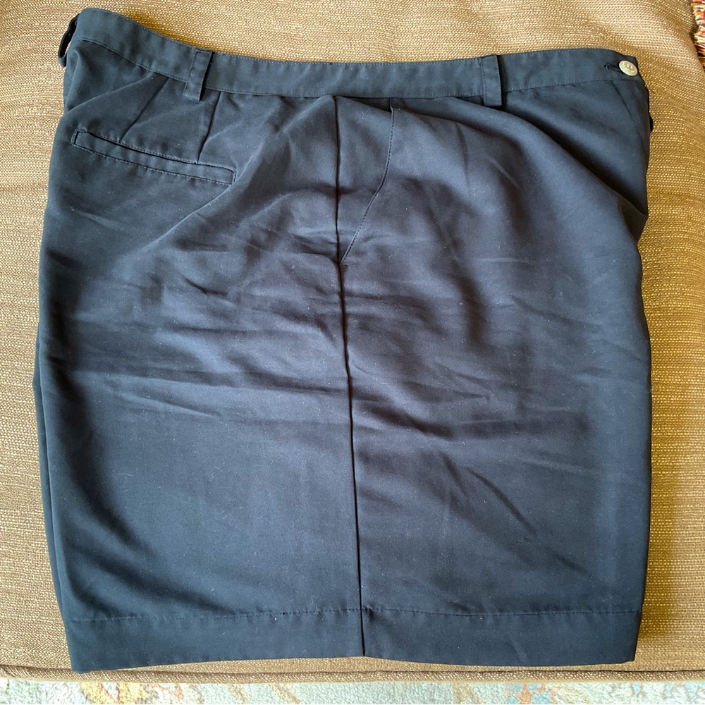 Liz Claiborne ladies shorts. EUC